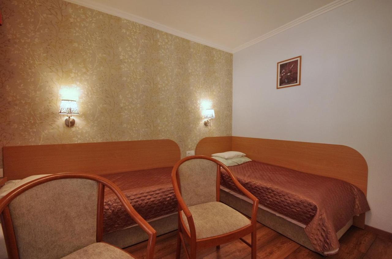 Csigahaz Panzio Hotel ยูลา ภายนอก รูปภาพ